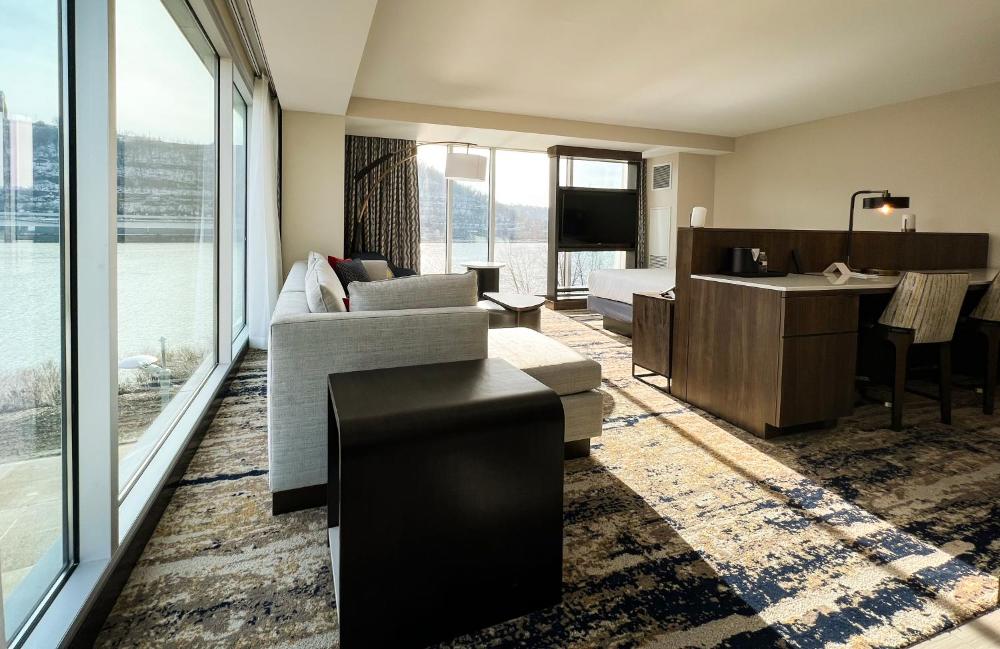 Suite interior